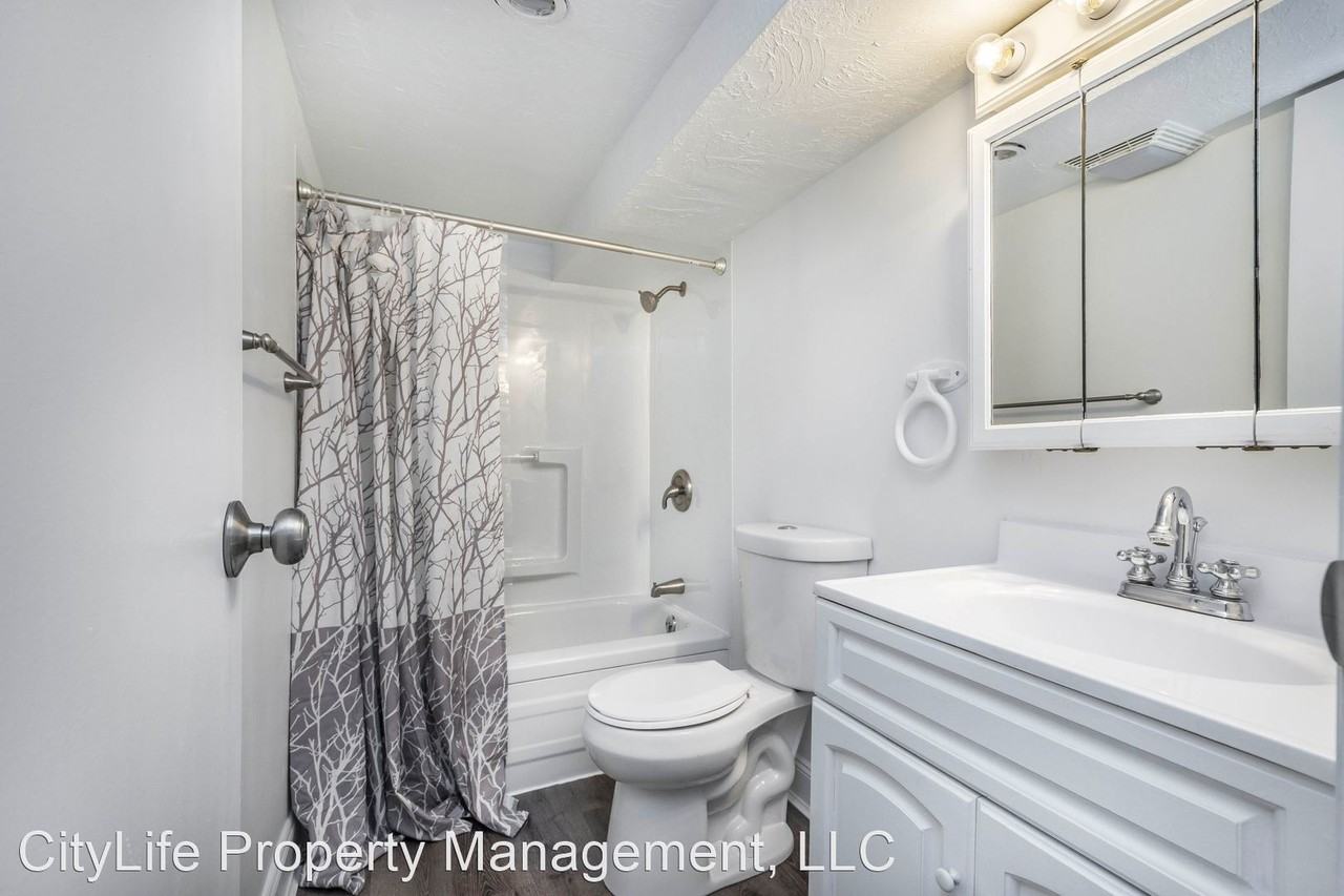 4004 Willow Ave - Photo 2 of 28