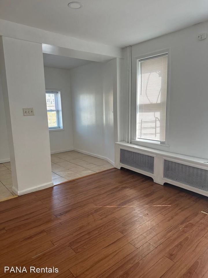 842 N 9th St - Photo 3 of 10