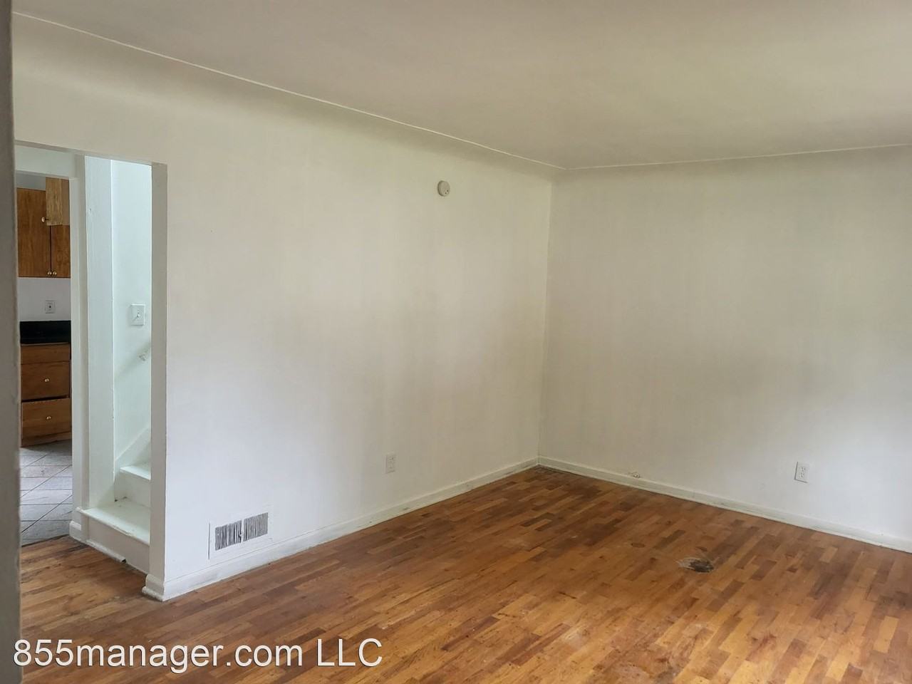 1930 Hosler St - Photo 3 of 20