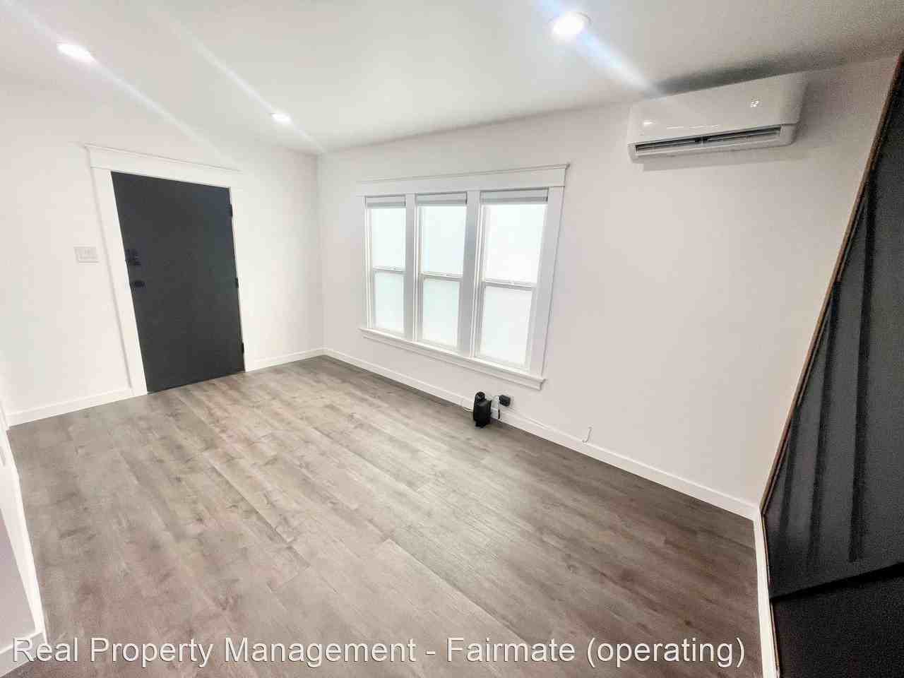 385 Hill Dr - Photo 2 of 18