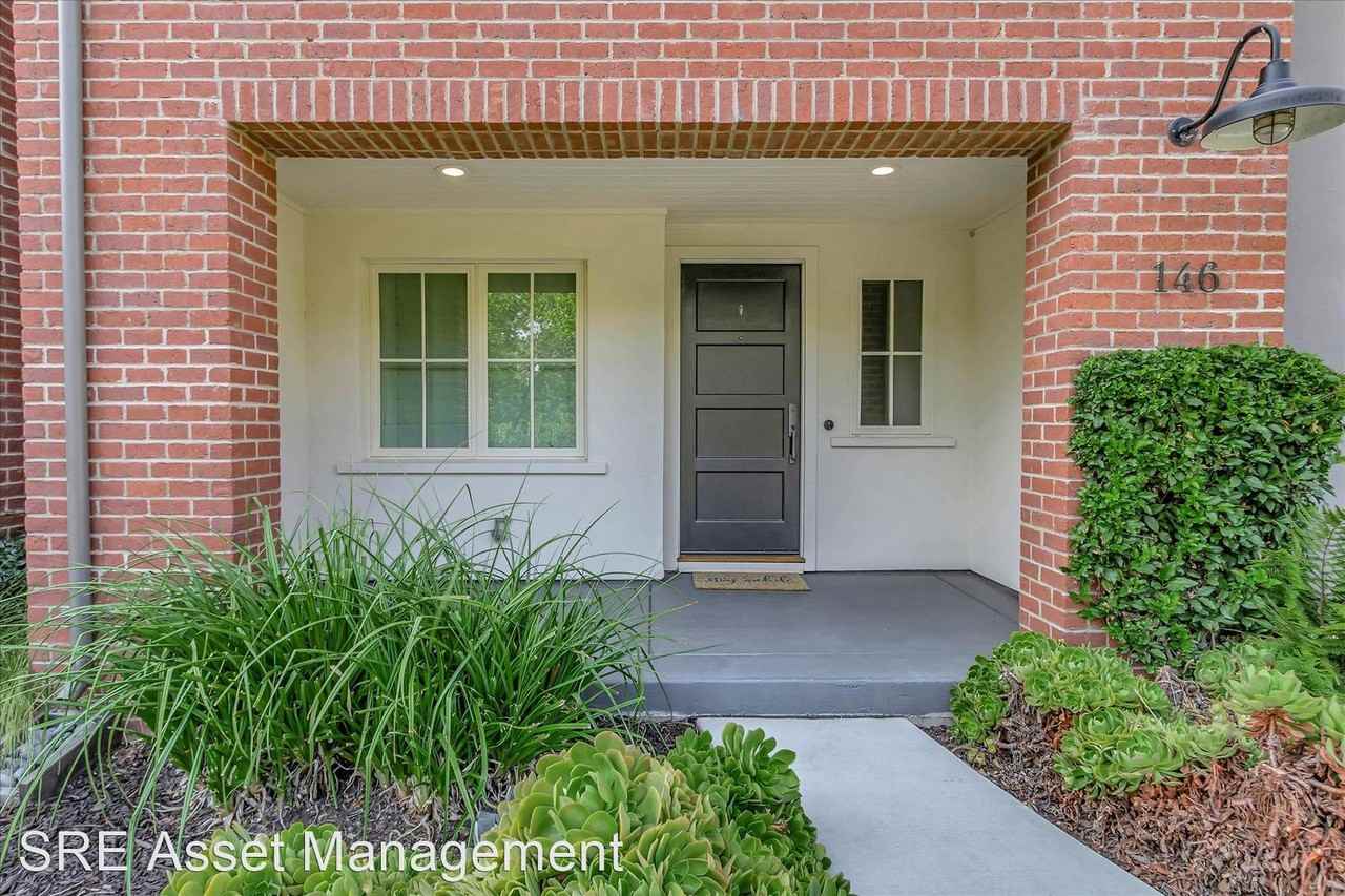 146 Lottie Ln - Photo 3 of 40