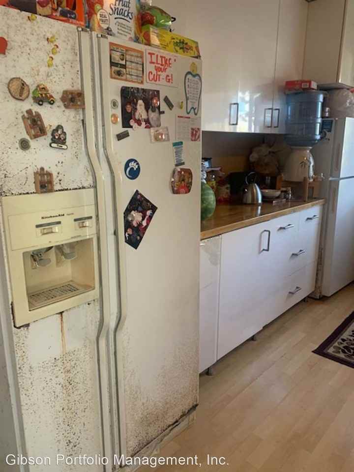 474 Willow Ave. - Photo 2 of 38