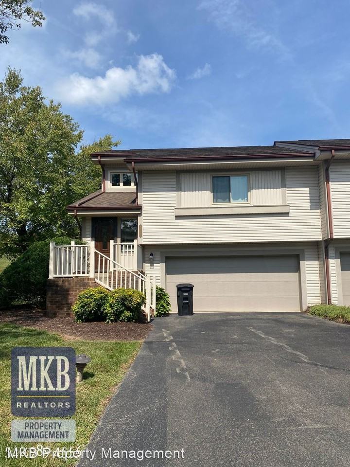 8525 Muirfield Cir - Photo 2 of 29