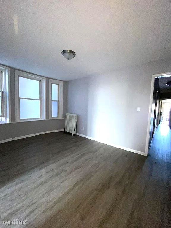 1205 Broad St - Photo 3 of 5