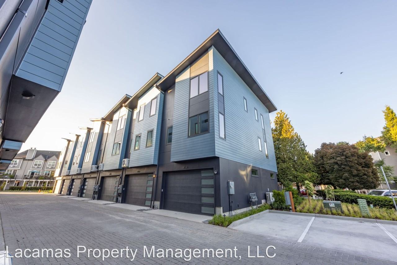 1724 Se Columbia River Dr - Photo 2 of 31