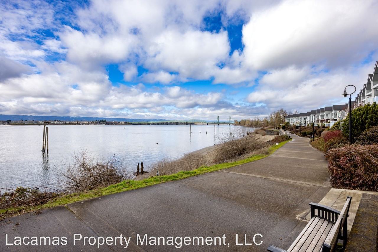 1724 Se Columbia River Dr - Photo 3 of 31