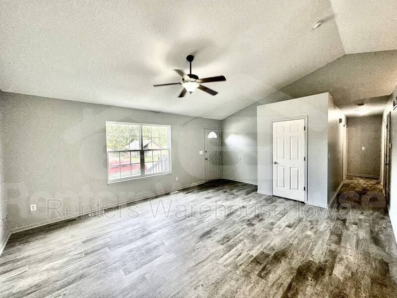 2144 Se 6th St - Photo 2 of 27