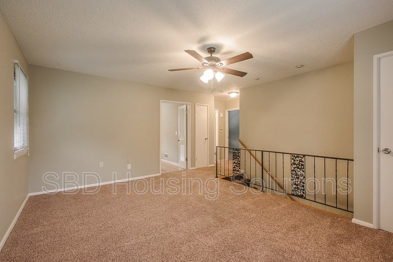 8017 E 87th St - Photo 5 of 12