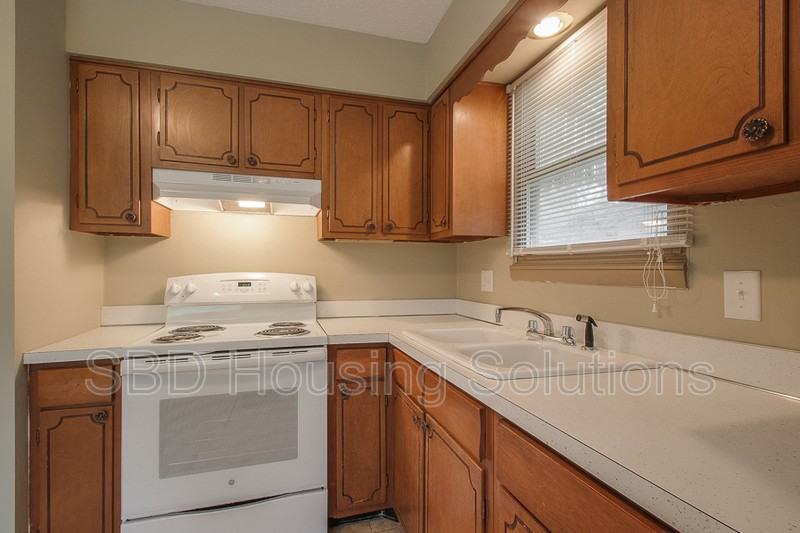 8017 E 87th St - Photo 7 of 12