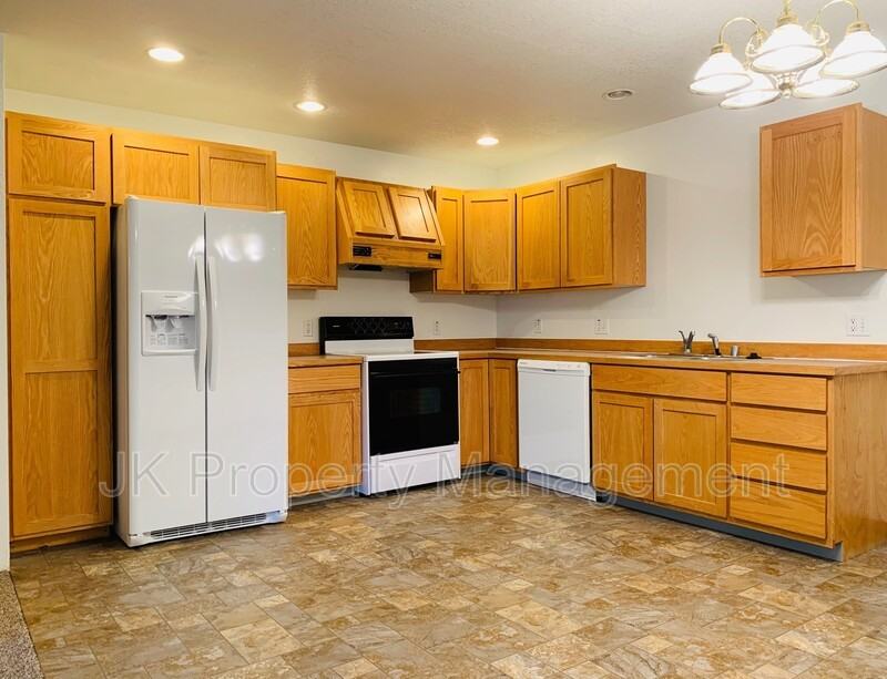 1613 Sand Ct #08 - Photo 5 of 14