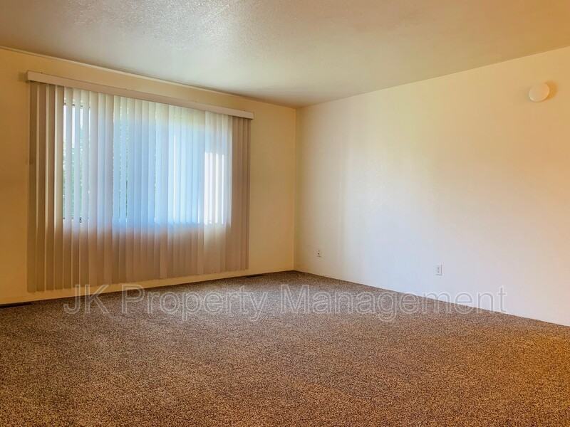 1613 Sand Ct #08 - Photo 7 of 14