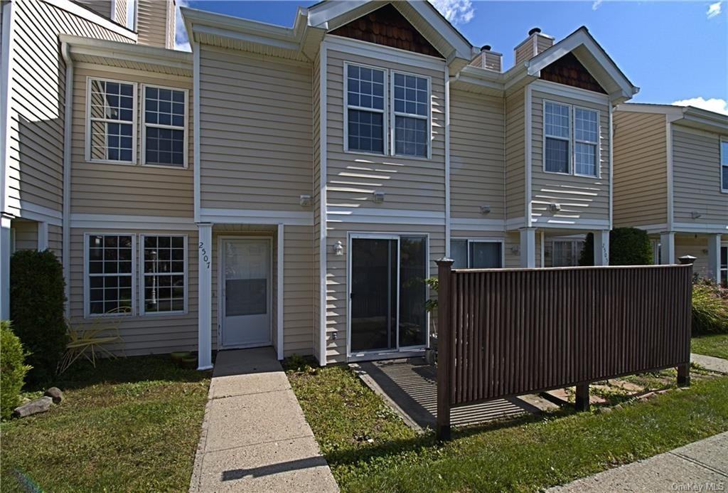 2507 Whispering Hls - Photo 3 of 36