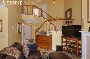 21 Greystone Ct #21 - Photo 2 of 19