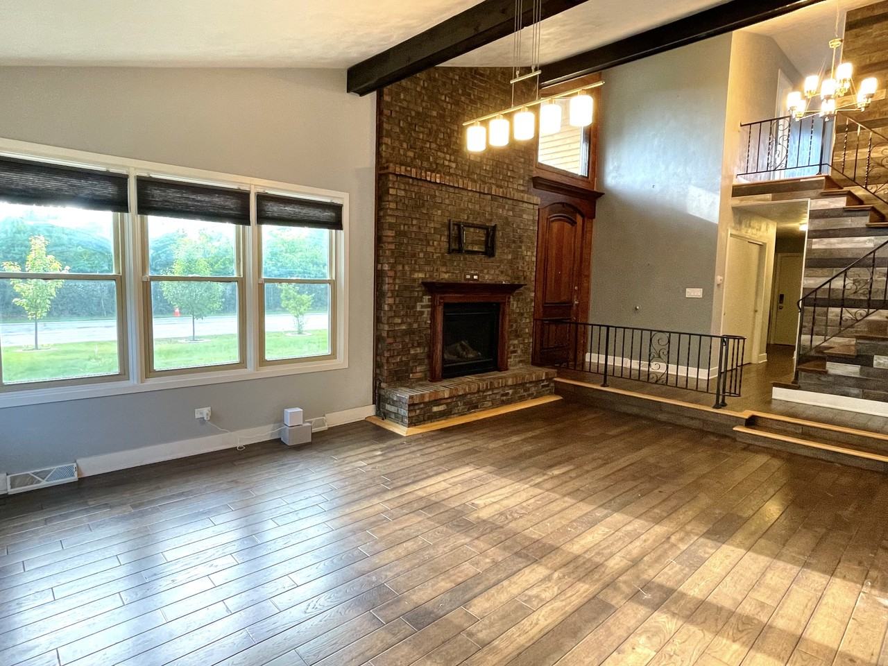 1711 Natoma Ave - Photo 2 of 24