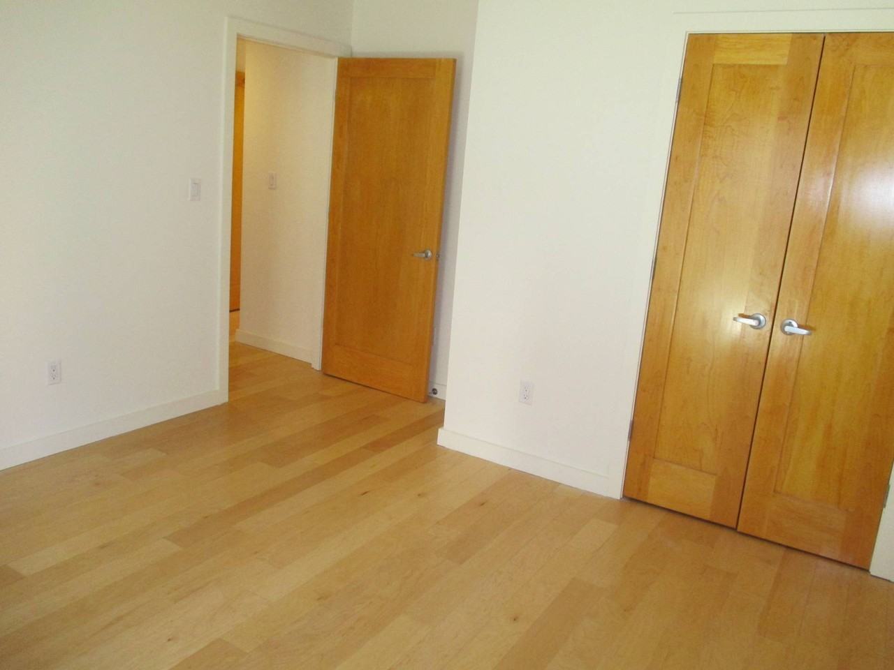 Oliver St - Photo 5 of 11