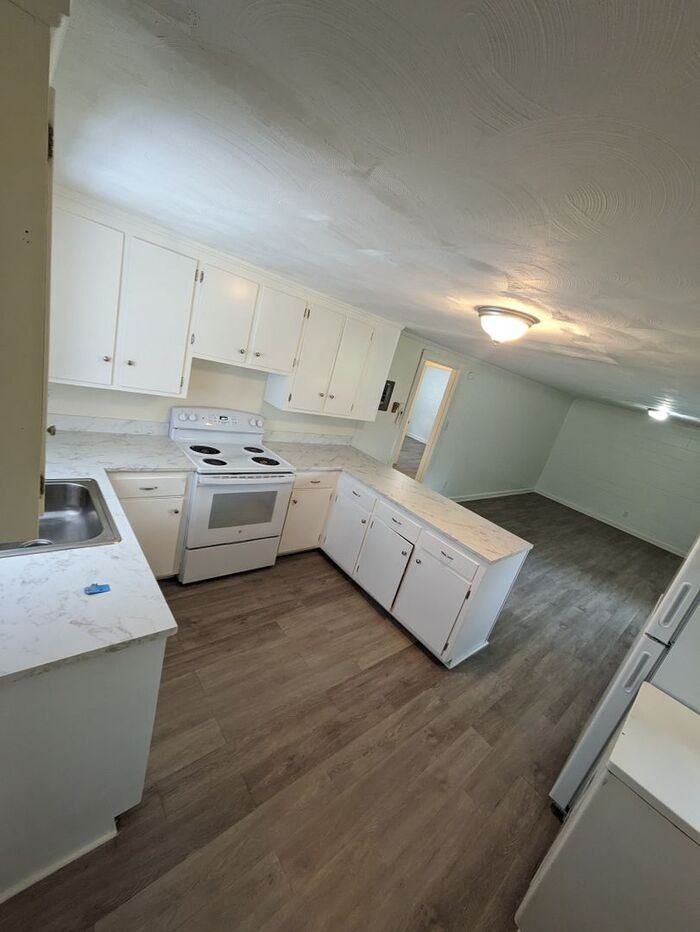 2972 Old Shelby Rd - Photo 2 of 7