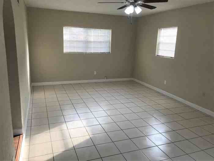 11600 Sw 142nd Ter - Photo 2 of 20