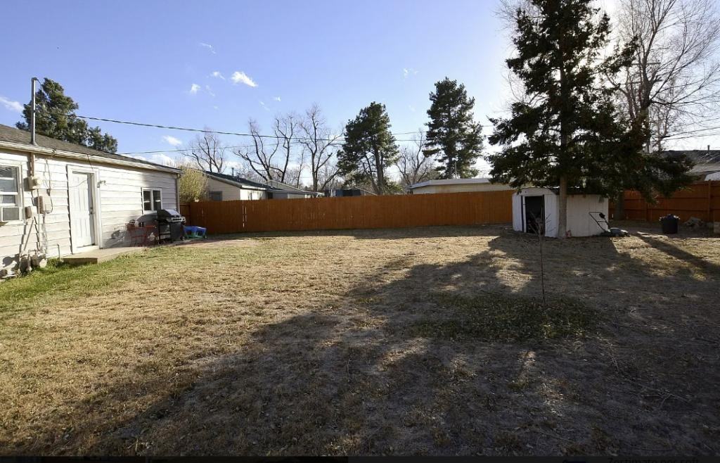 1007 34th Ave - Photo 5 of 6