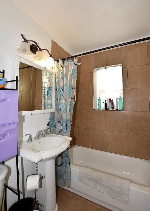 1007 34th Ave - Photo 4 of 6