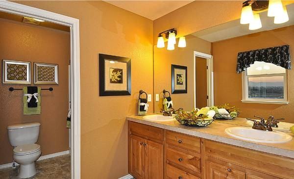 2121 Saison St - Photo 4 of 9