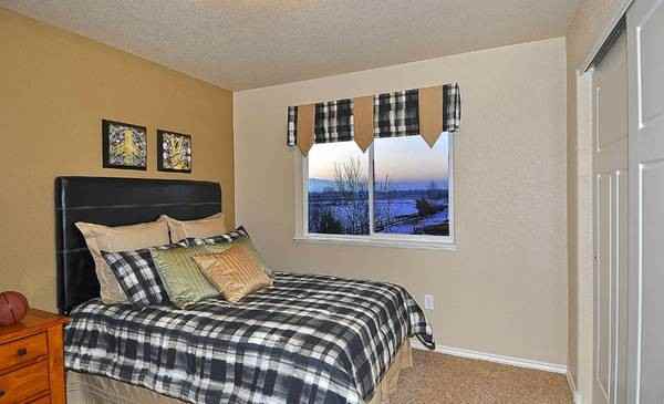 2121 Saison St - Photo 5 of 9