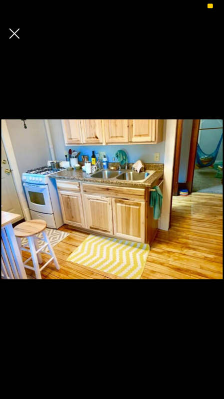 615 W 35th St - Photo 3 of 10