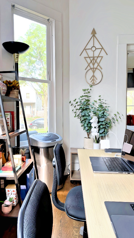 1518 Emerson Ave N #1 - Photo 3 of 25