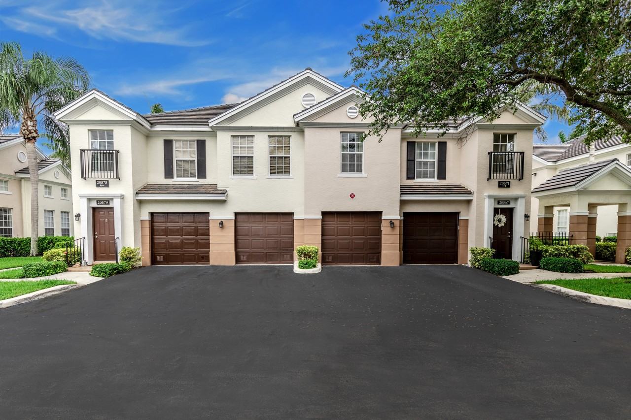 The Charleston - Photo 6 of 22