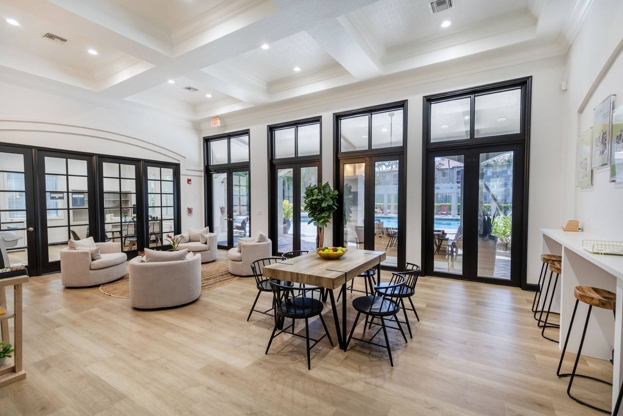 Polo Glen Apartment Homes - Photo 5 of 36