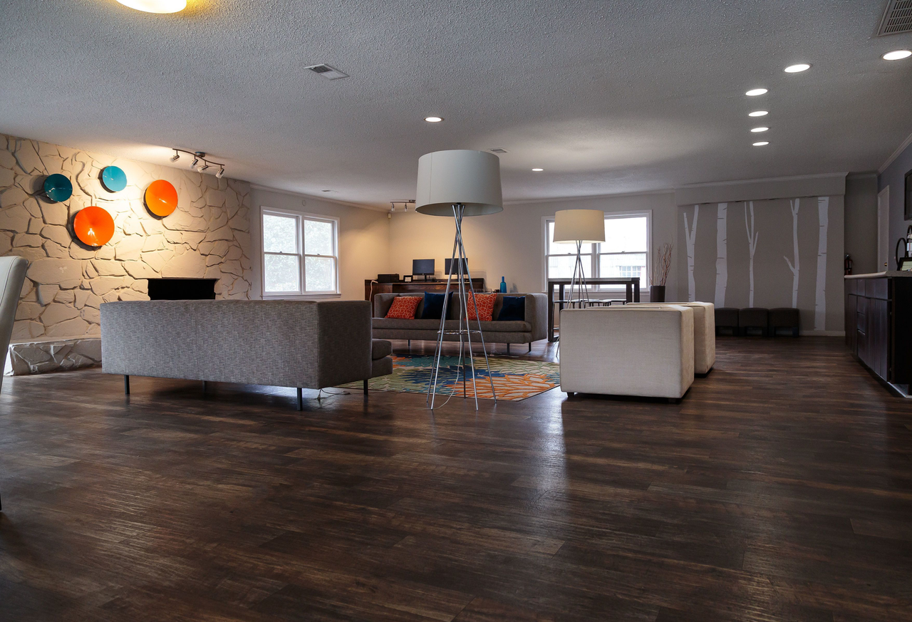 Paris Park - Photo 5 of 112