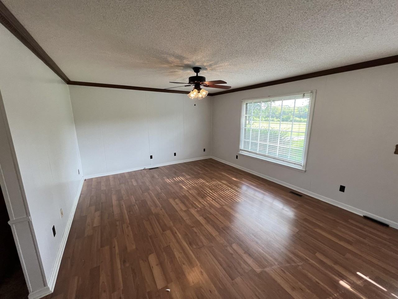 1060 Martin Ln #1 - Photo 5 of 8