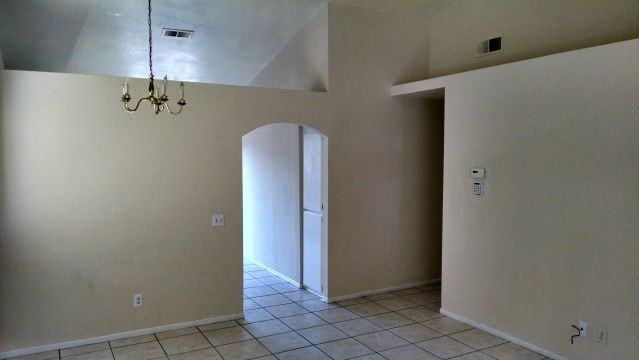 1866 S Apple Tree Way - Photo 3 of 7