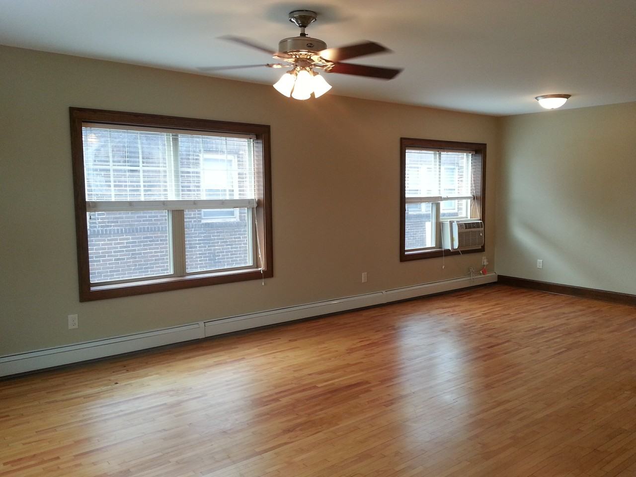 Stratford Flats - Photo 2 of 6