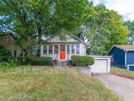 737 28th St - Photo 1 of 1