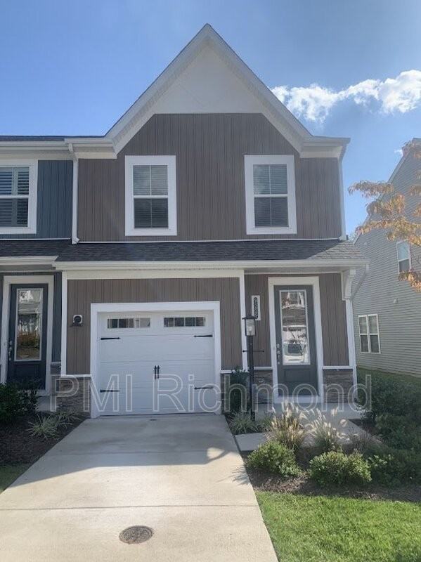 9229 St. Charles Cir - Photo 3 of 23