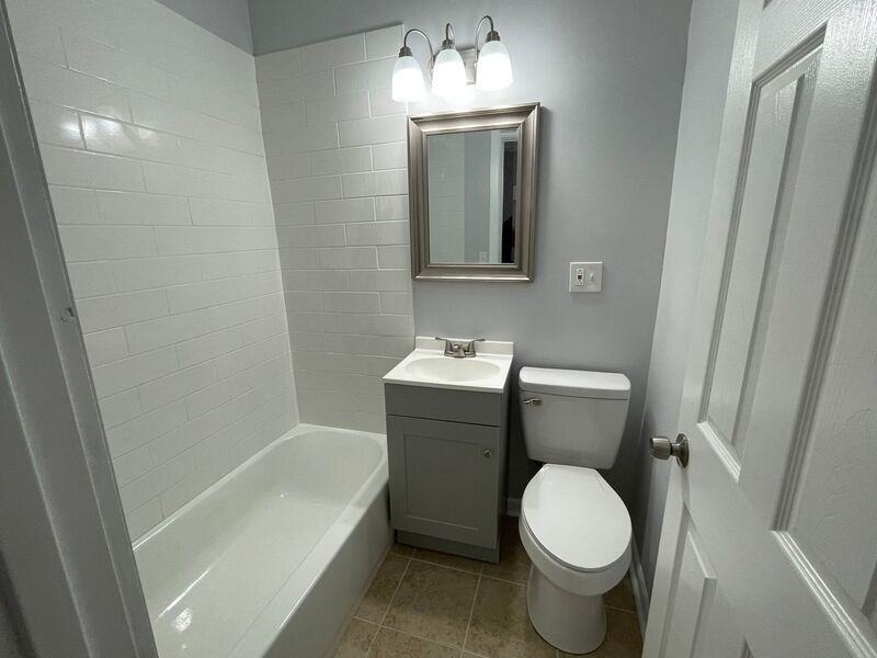 726 N Pine Ave #3F - Photo 5 of 24