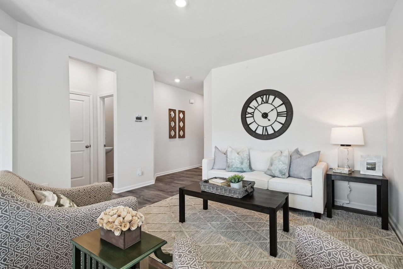 3798 Skylar Ln - Photo 2 of 27