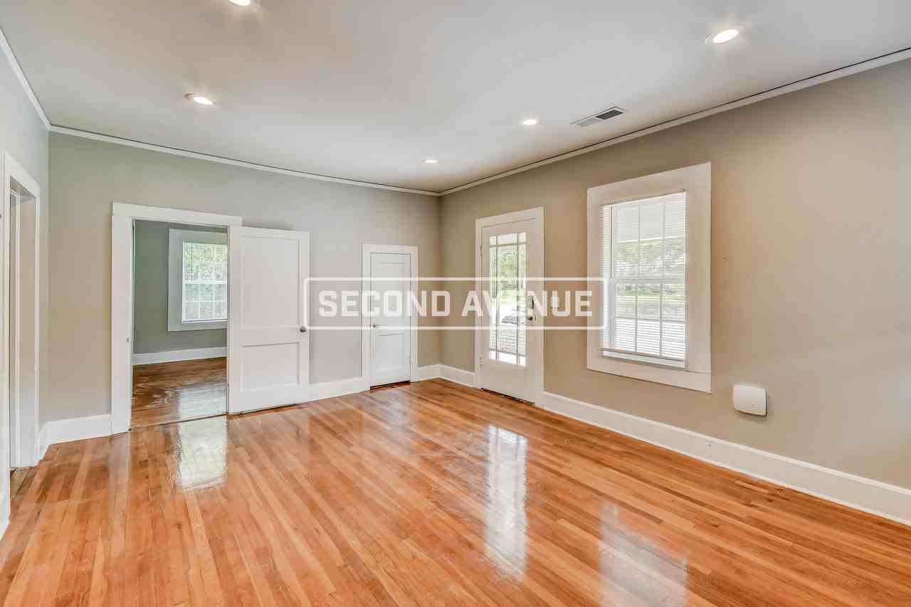 470 Valley Rd - Photo 3 of 15
