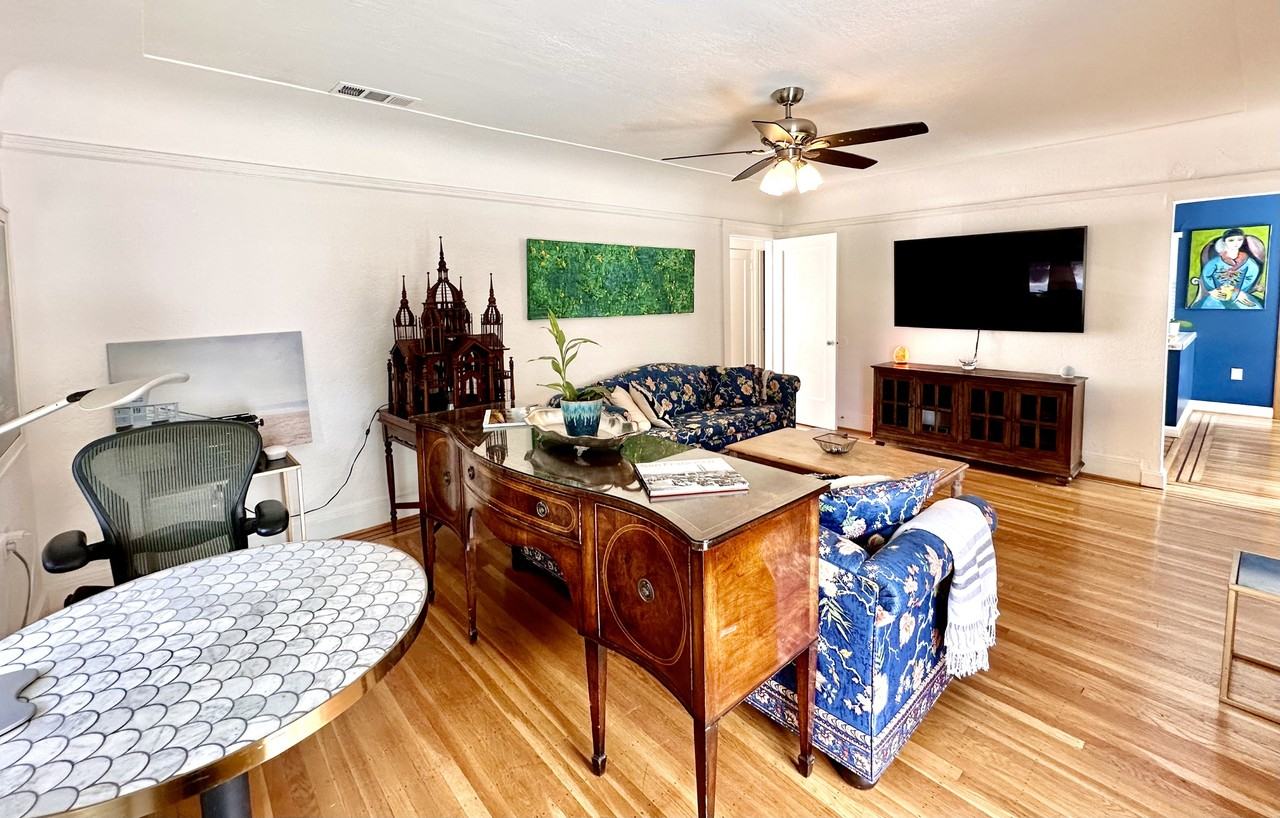 526 8th Ave #NA - Photo 3 of 25