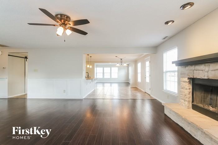 5647 Hare Dr - Photo 3 of 16