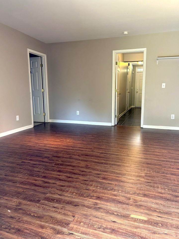 109 Cambria Ct #1 - Photo 4 of 20