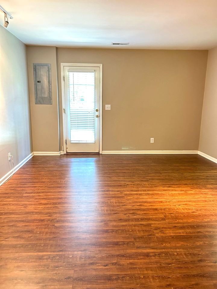 109 Cambria Ct #1 - Photo 6 of 20