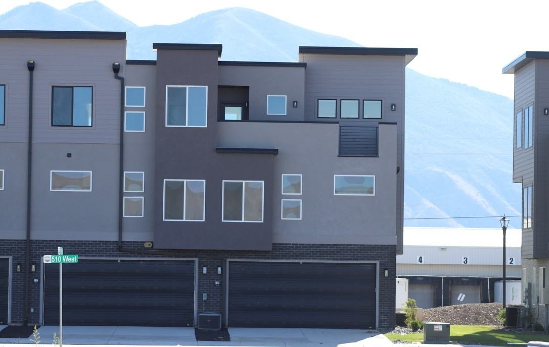 539 W 1810 N #21 - Photo 4 of 42