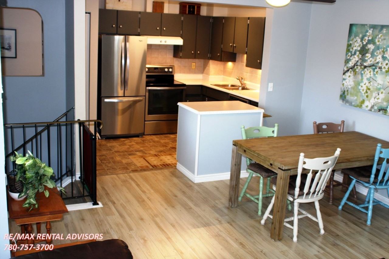 1590 69 St Nw - Photo 2 of 18