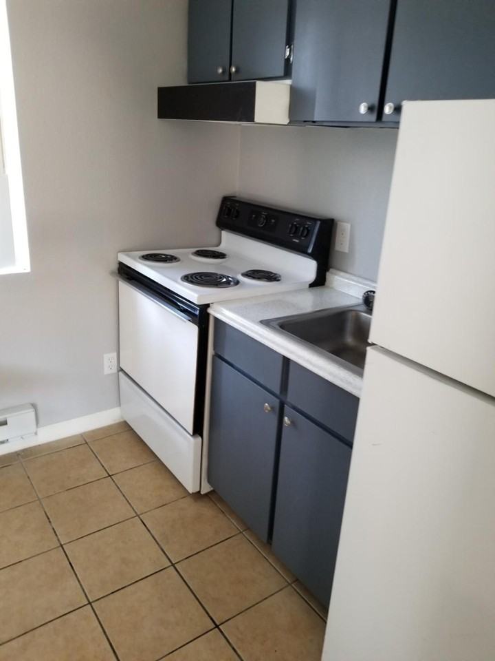 1525 S Woodland Ave #1525B