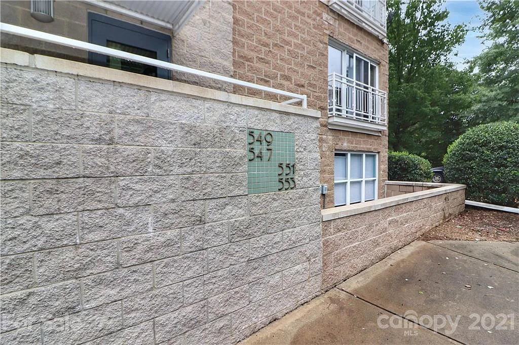 547 Donatello Ave - Photo 5 of 49