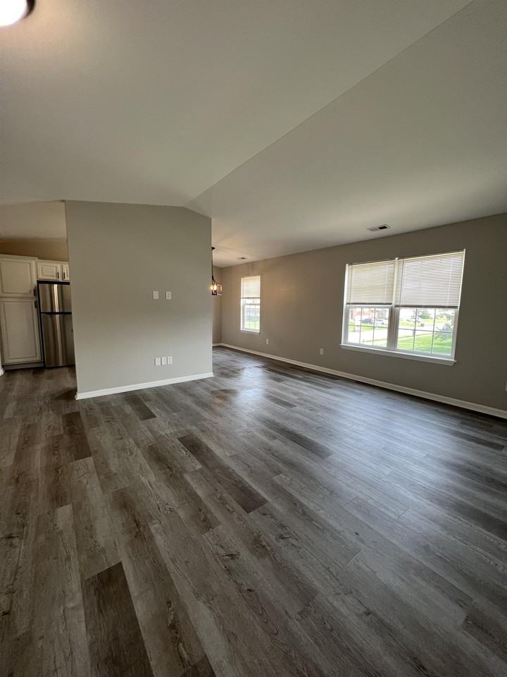 5946 Fiesta Ave #D - Photo 3 of 20