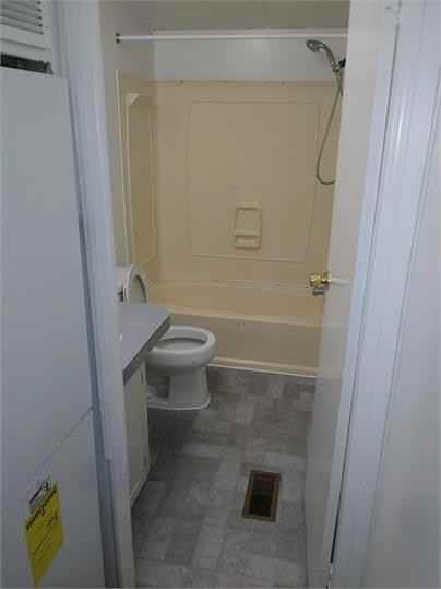 1901 Gale Dr - Photo 3 of 8