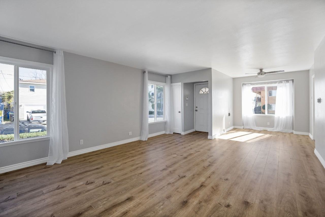 1503 257th St - Photo 2 of 14