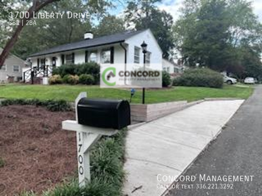 1700 Liberty Drive - Photo 3 of 27